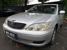 CAMRY 2.0 AUTO/TIP TOP CONDITION/ALL ORIGINAL CONDITION/ 1 OWNER WARGAEMAS / ON TIME SERVICE / KAKI JAGA KERETA / CAR KING