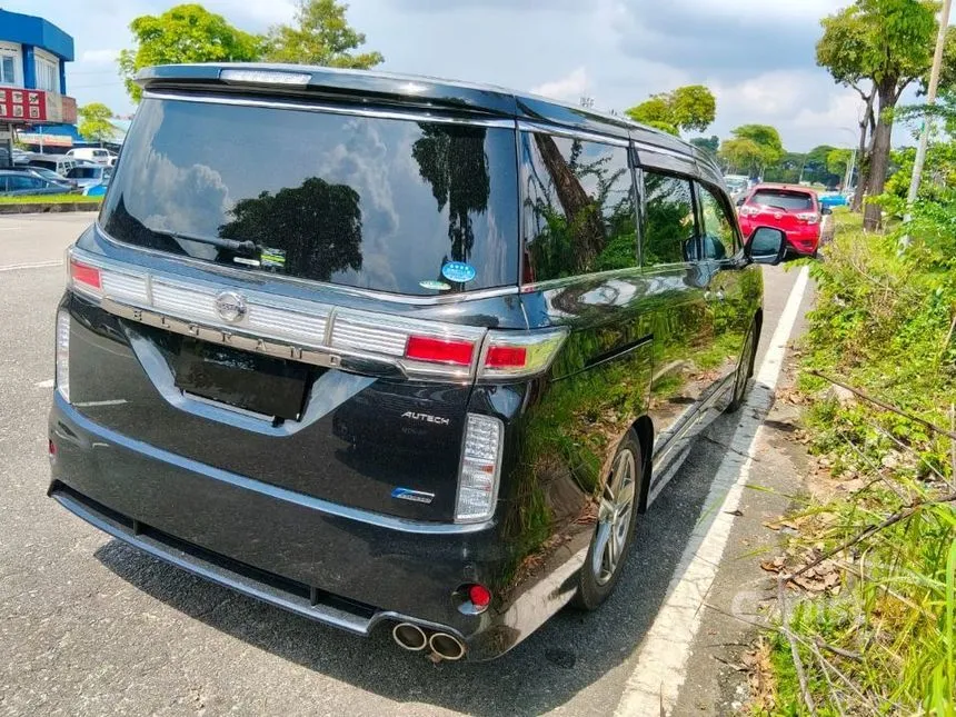 2011 Nissan Elgrand High-Way Star Premium MPV