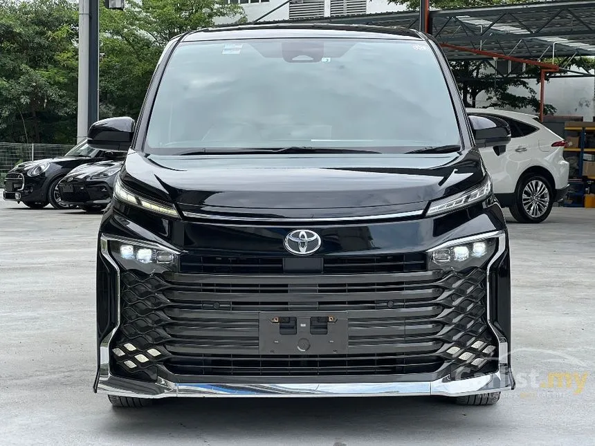 2022 Toyota Voxy S-Z MPV