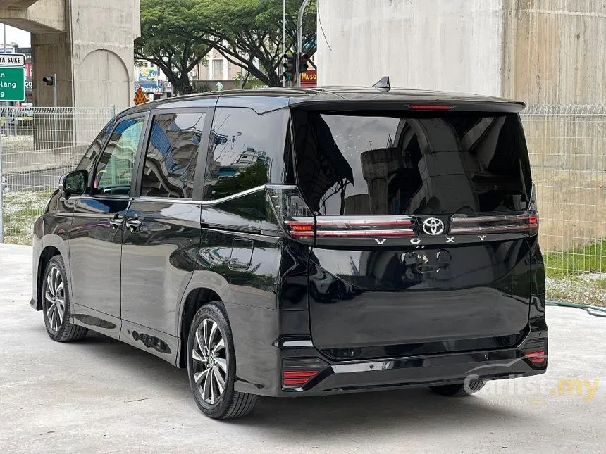 2022 Toyota Voxy S-Z MPV