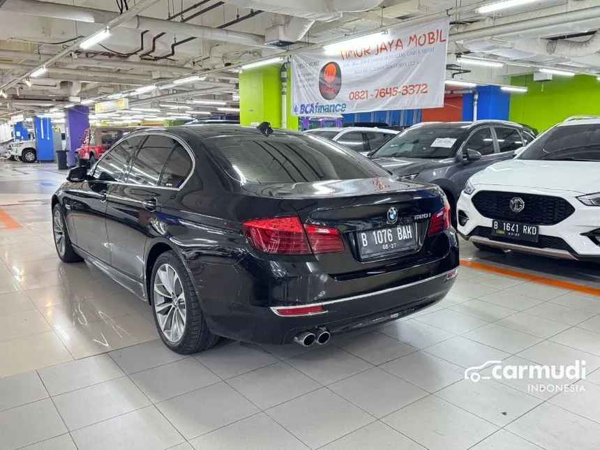 2016 BMW 520i Luxury Sedan