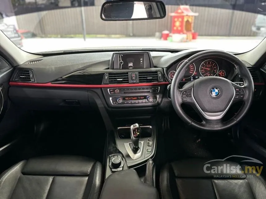 2013 BMW 320i Sport Line Sedan