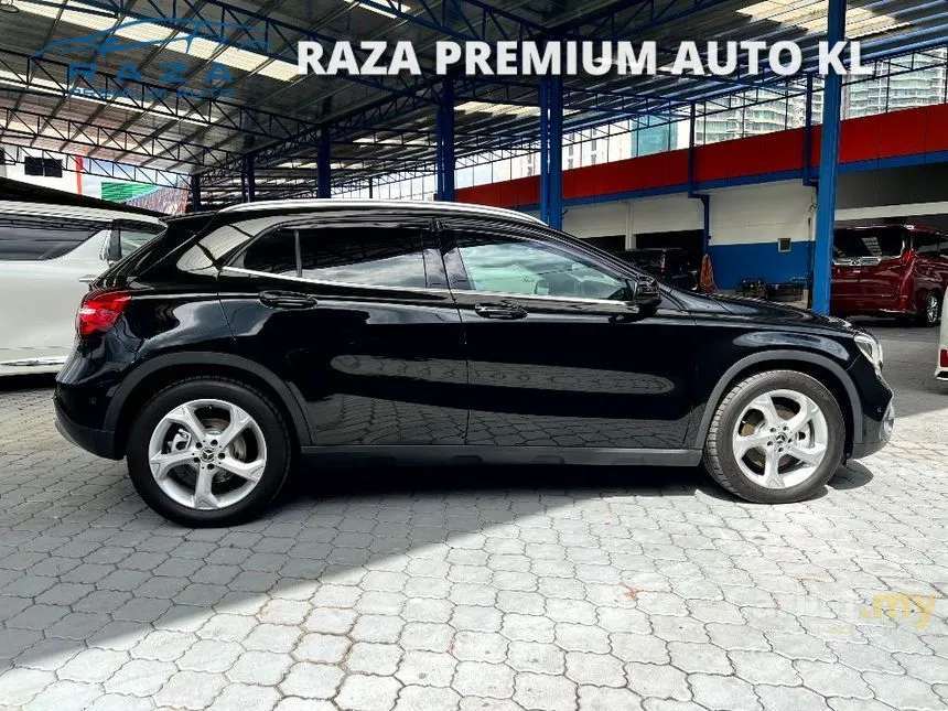 2020 Mercedes-Benz GLA220 4MATIC SUV