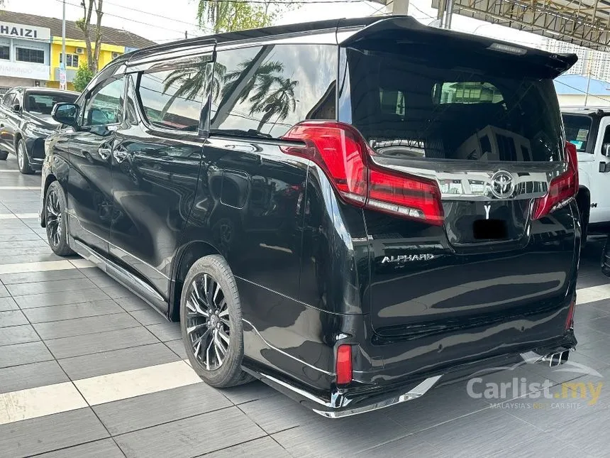 2015 Toyota Alphard SC MPV