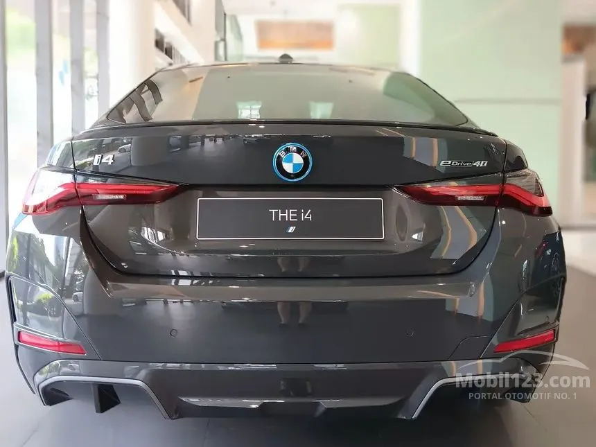Jual Mobil BMW i4 2023 eDrive40 M Sport di DKI Jakarta Automatic Gran ...