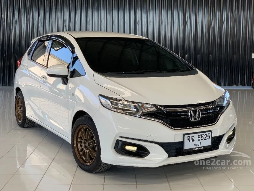 2018 Honda Jazz V+ i-VTEC Hatchback
