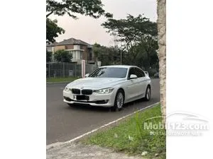 2013 BMW 320i 2.0 Luxury Sedan