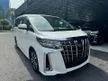 Recon 2022 Toyota Alphard 2.5 SC // SUNROOF//DIM//BSM