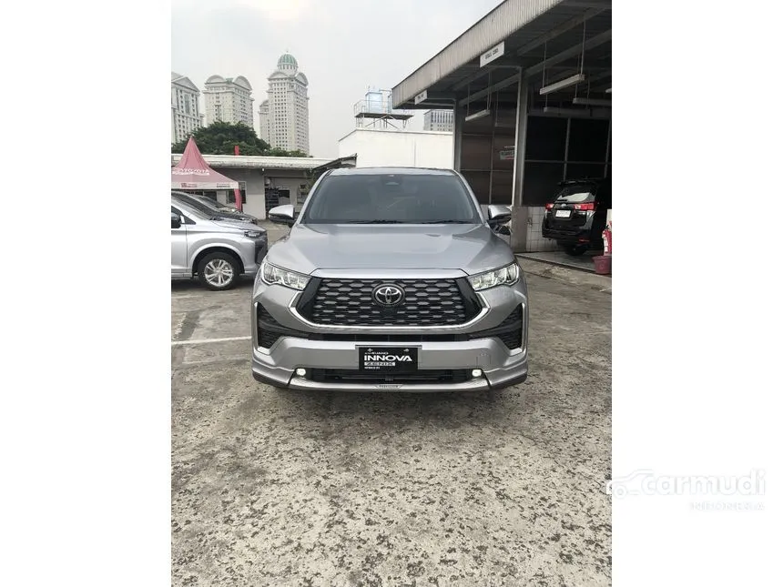 Jual Mobil Toyota Kijang Innova Zenix 2024 Q HV TSS Modellista 2.0 di Jawa Barat Automatic Wagon Silver Rp 460.600.000