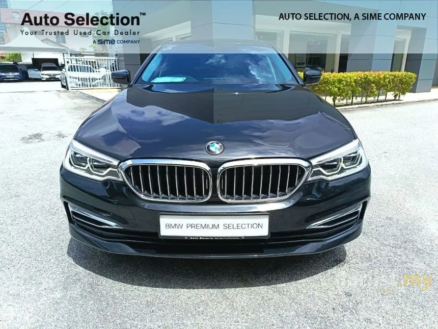 2020 BMW 520i Luxury Sedan