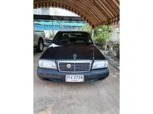 1997 Mercedes-Benz C200 2.0 W202 (ปี 93-00) Sedan