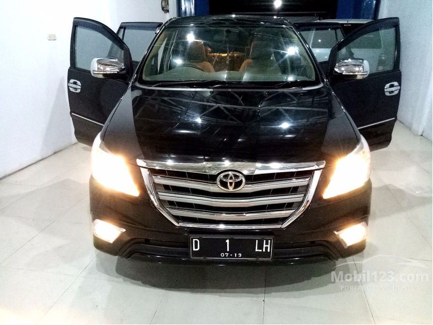 Jual Mobil Toyota Kijang Innova 2014 E 2.5 di Jawa Barat 