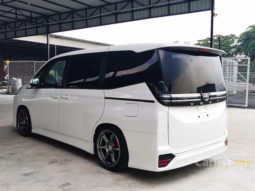 2023 Toyota Voxy S-Z MPV