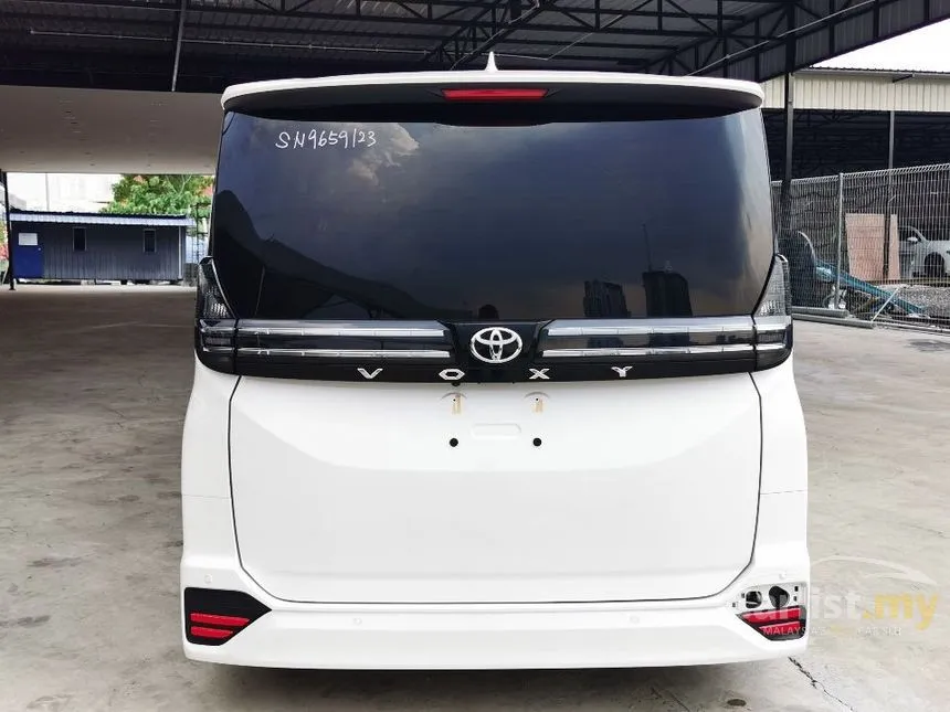 2023 Toyota Voxy S-Z MPV