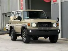 2024 TOYOTA LAND CRUISER 70 AX SERIES, NEW CAR CONDITION, REVERSE CAMERA, ANDROID PLAYER, DIGITAL INNER MIRROR, VINTAGE YELLOW COLOUR UNREGISTERED UNI
