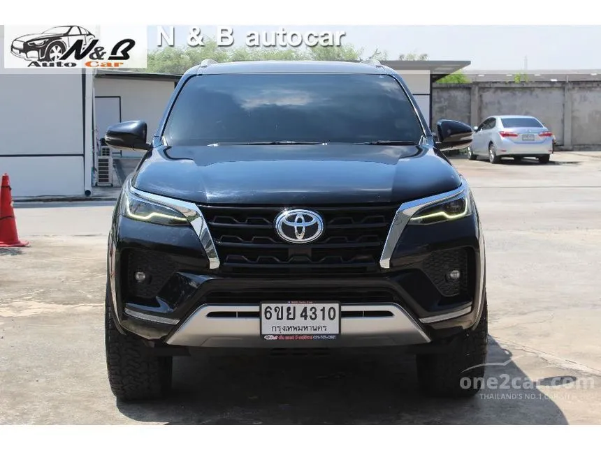 2022 Toyota FORTUNER V SUV