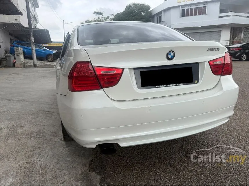 2009 BMW 320i Convertible