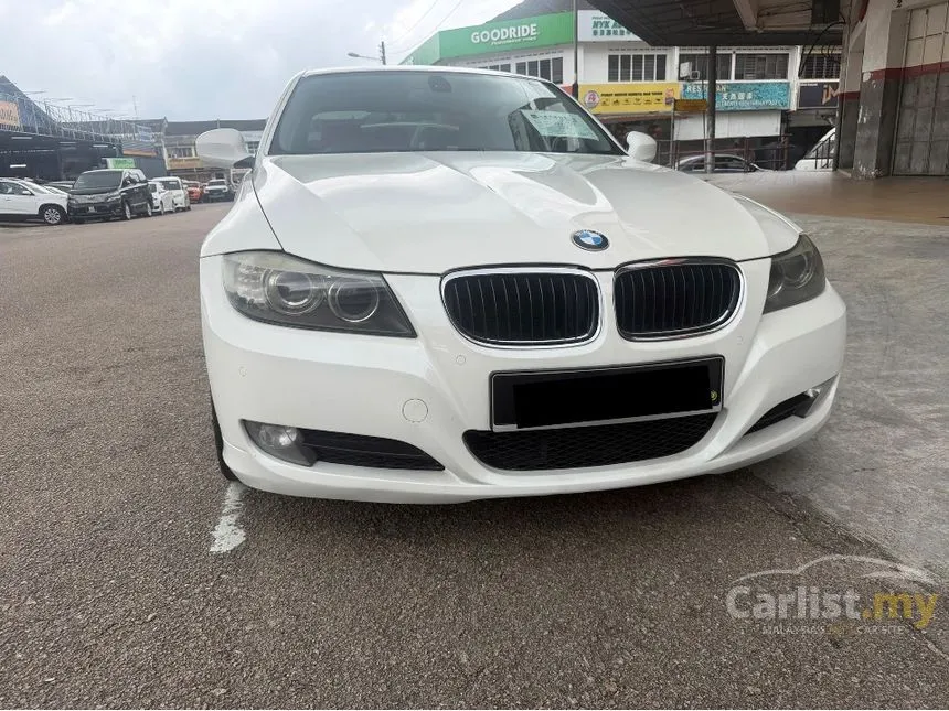 2009 BMW 320i Convertible