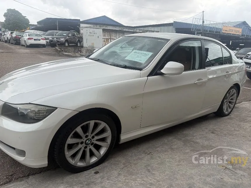 2009 BMW 320i Convertible