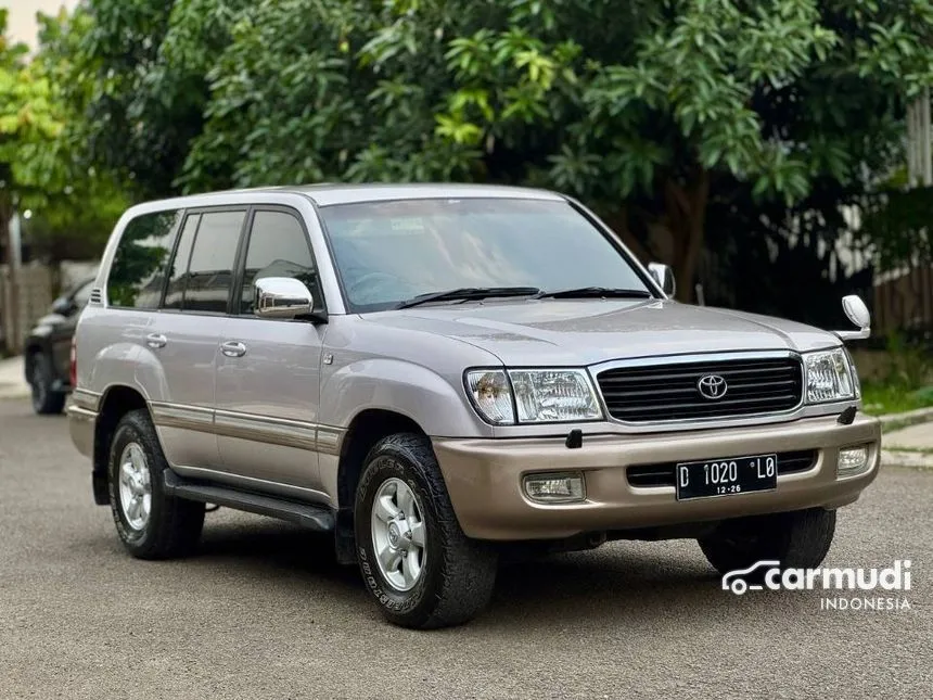 2000 Toyota Land Cruiser SUV