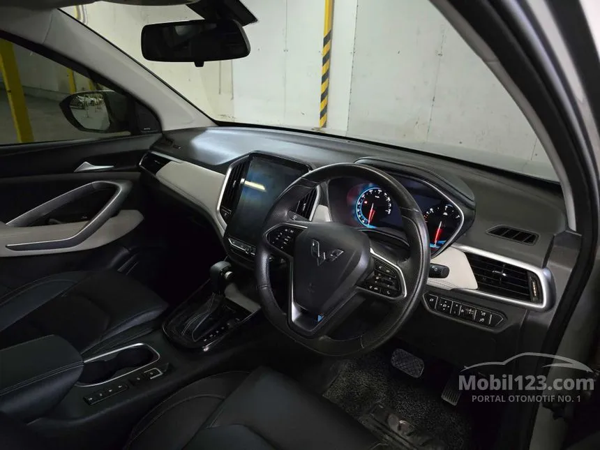 2023 Wuling Almaz RS Pro SUV