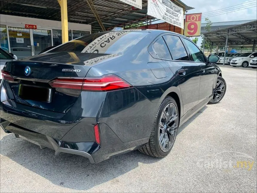 2024 BMW i5 eDrive40 M Sport Sedan