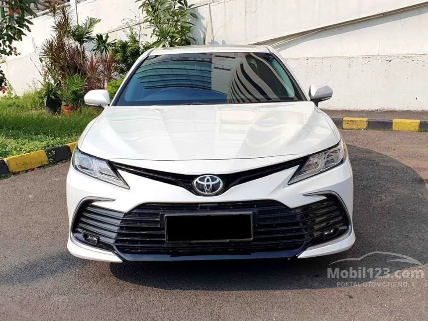 Jual Mobil Toyota Camry 2021 V 2.5 di DKI Jakarta Automatic Sedan Putih Rp 499.000.000