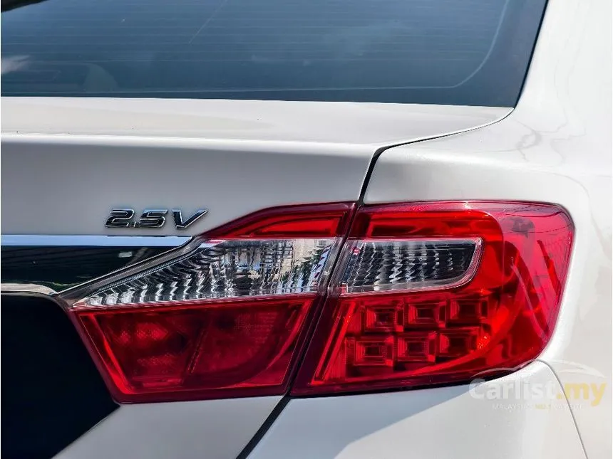 2012 Toyota Camry V Sedan