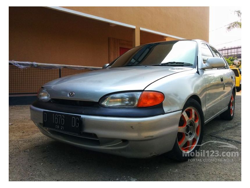 Jual Mobil  Hyundai  Accent 1996  1 5 di Jawa Barat Manual 