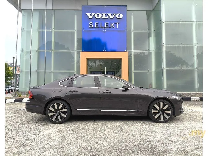 2024 Volvo S90 Recharge T8 Ultimate PHEV Sedan