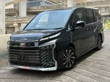 [RECON] 2023 Toyota Voxy 2.0 (A) S-Z (GRADE 4.5B) HUD / POWER BOT / HUD / DIM (JAPAN UNREGISTER) 8 YEAR WARRANTY OPEN WORK SHOP [TAX INCLUDED] MPV