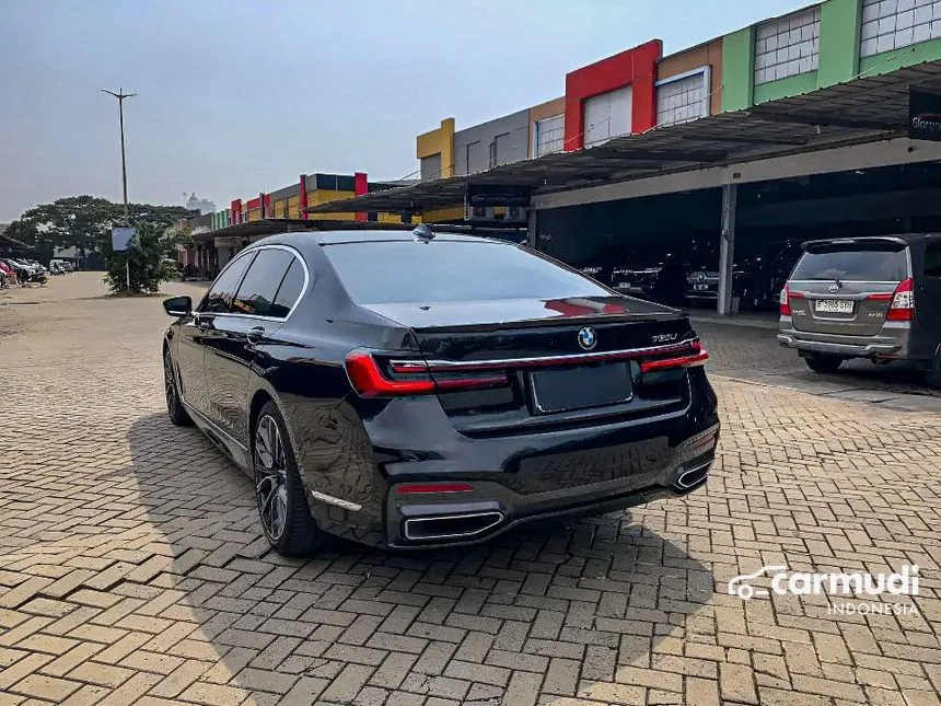 2020 BMW 730Li M Sport Sedan