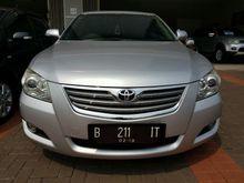 ( TDP Suka Suka ) Toyota Camry 2.4 V AT 2008 Silver Serpong