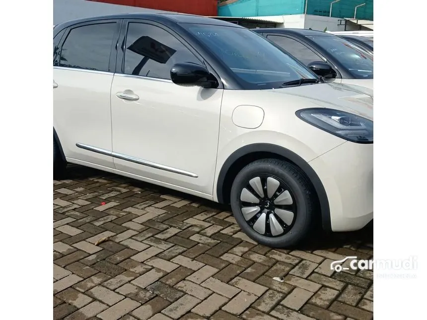 2024 Wuling Binguo EV Premium Range Hatchback