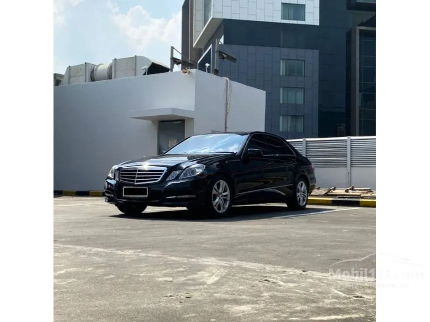 2011 Mercedes-Benz E300 Avantgarde AMG Sedan