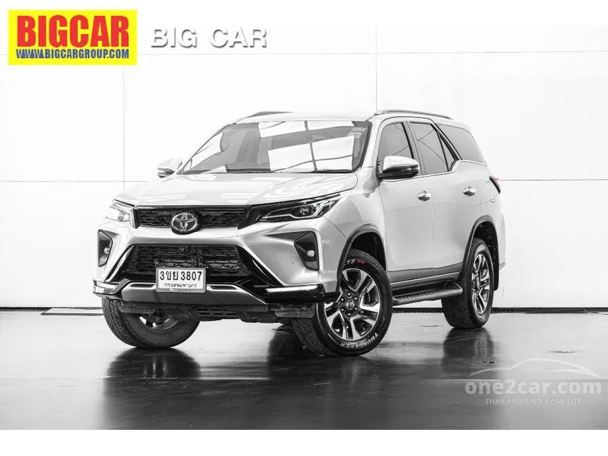 2022 Toyota FORTUNER Leader V SUV