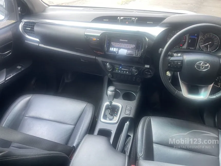 2022 Toyota Hilux V Double Cab 4X4 Pickup