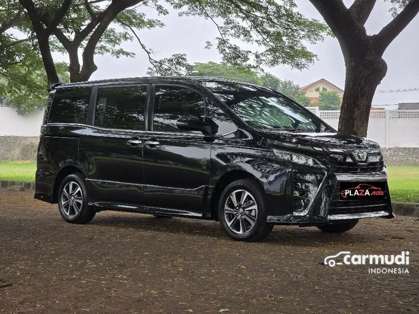 2019 Toyota Voxy Wagon