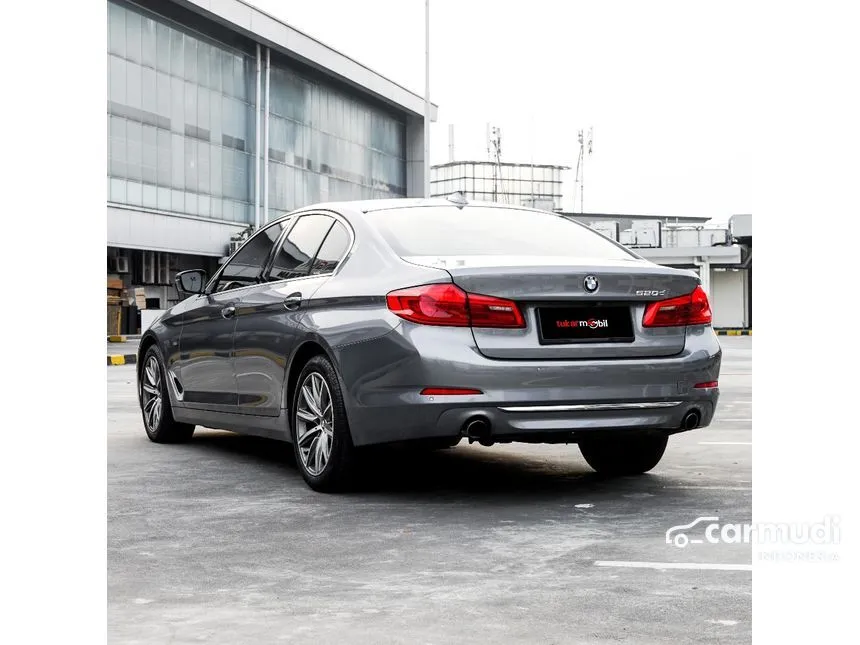 2017 BMW 520d Luxury Sedan