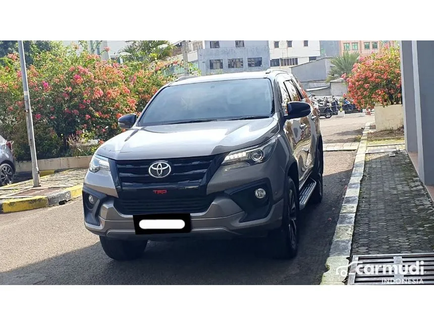 2018 Toyota Fortuner VRZ TRD 4X2 SUV