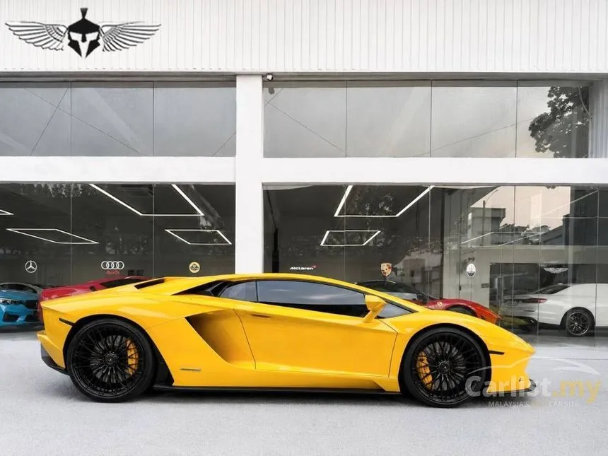 2017 Lamborghini Aventador S Coupe