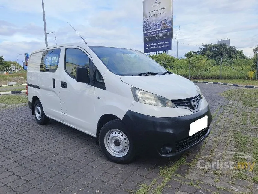2012 Nissan NV200 Semi Panel Van