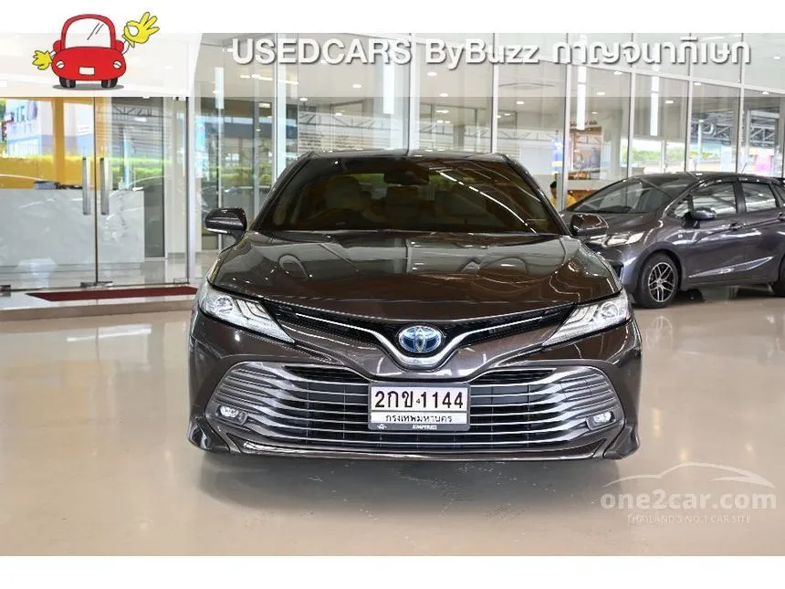 2020 Toyota CAMRY Hybrid Premium Sedan