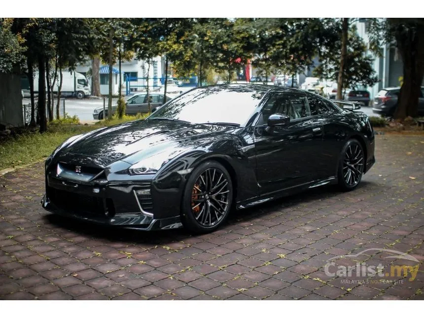 2020 Nissan GT-R Recaro Coupe