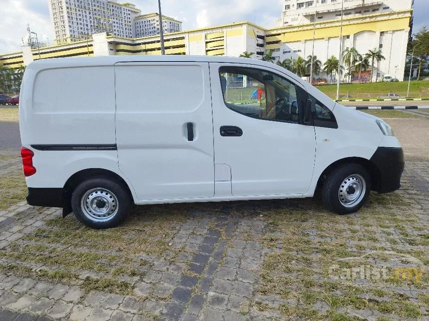 2015 Nissan NV200 Panel Van