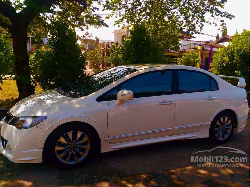 Jual Mobil Honda Civic 2011 FD 1.8 di Jawa Barat Automatic 