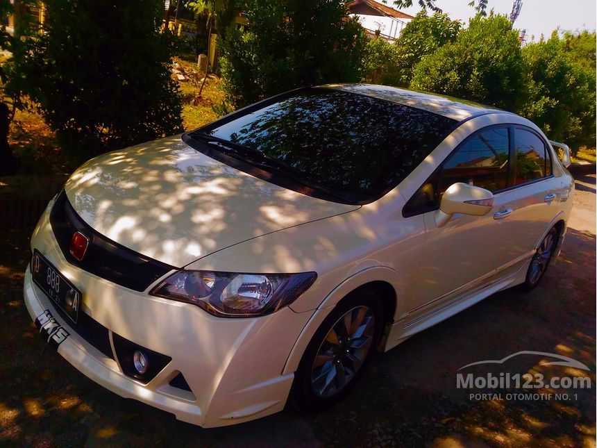 Jual Mobil Honda Civic 2011 FD 1.8 di Jawa Barat Automatic 