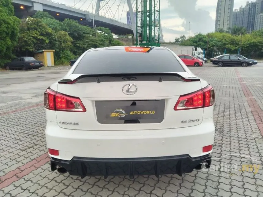 2011 Lexus IS 250 Sedan