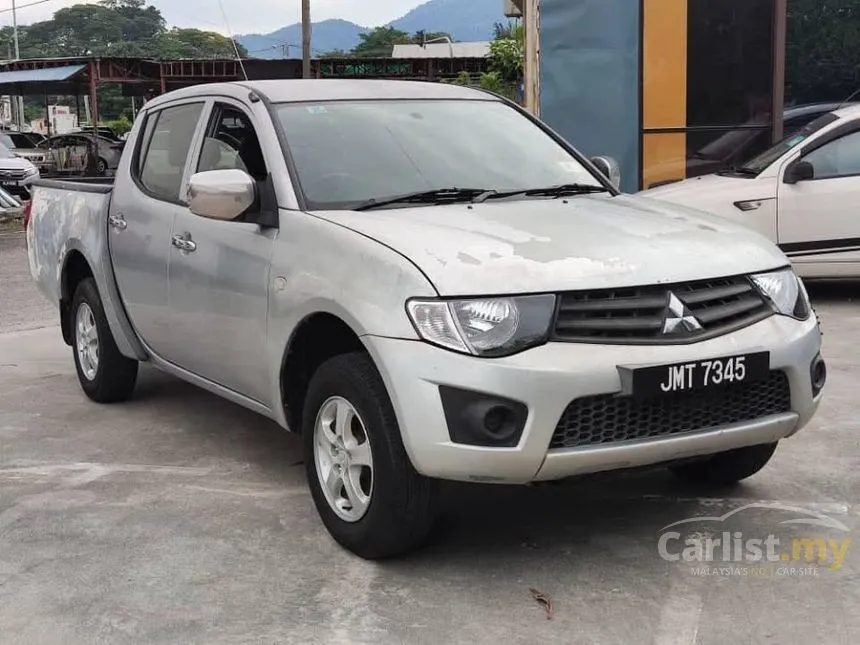 2010 Mitsubishi Triton Dual Cab 4X4 Pickup