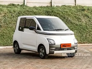 2023 Wuling Air EV Standard Range Hatchback